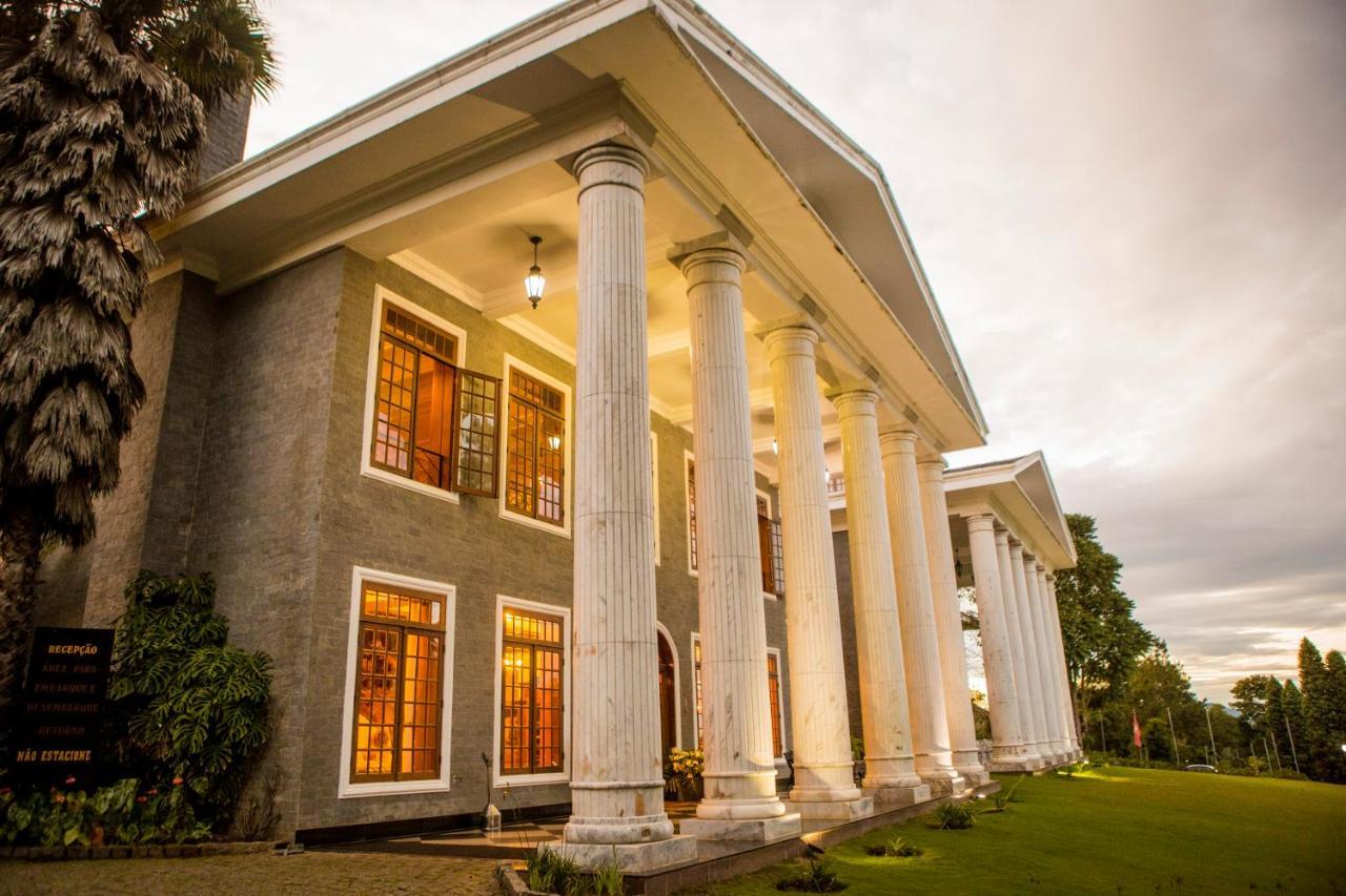 Aroso Paco Hotel بيدرا أزول المظهر الخارجي الصورة The University of the South Pacific's Administration Building