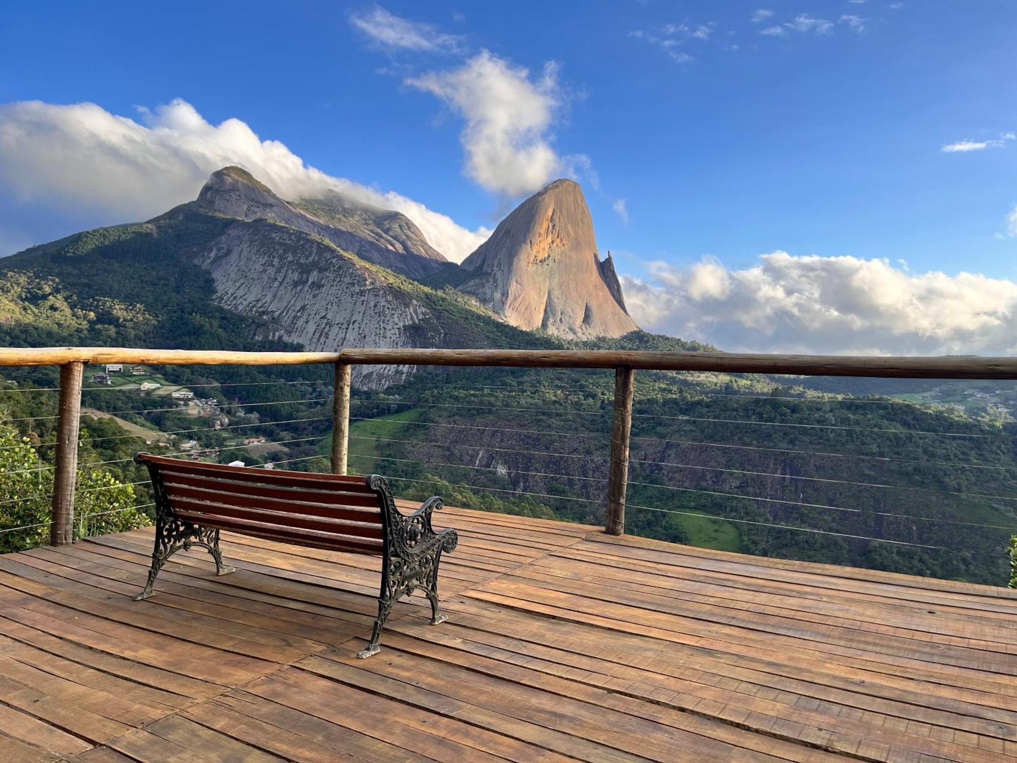 Aroso Paco Hotel بيدرا أزول المظهر الخارجي الصورة The Pedraforca