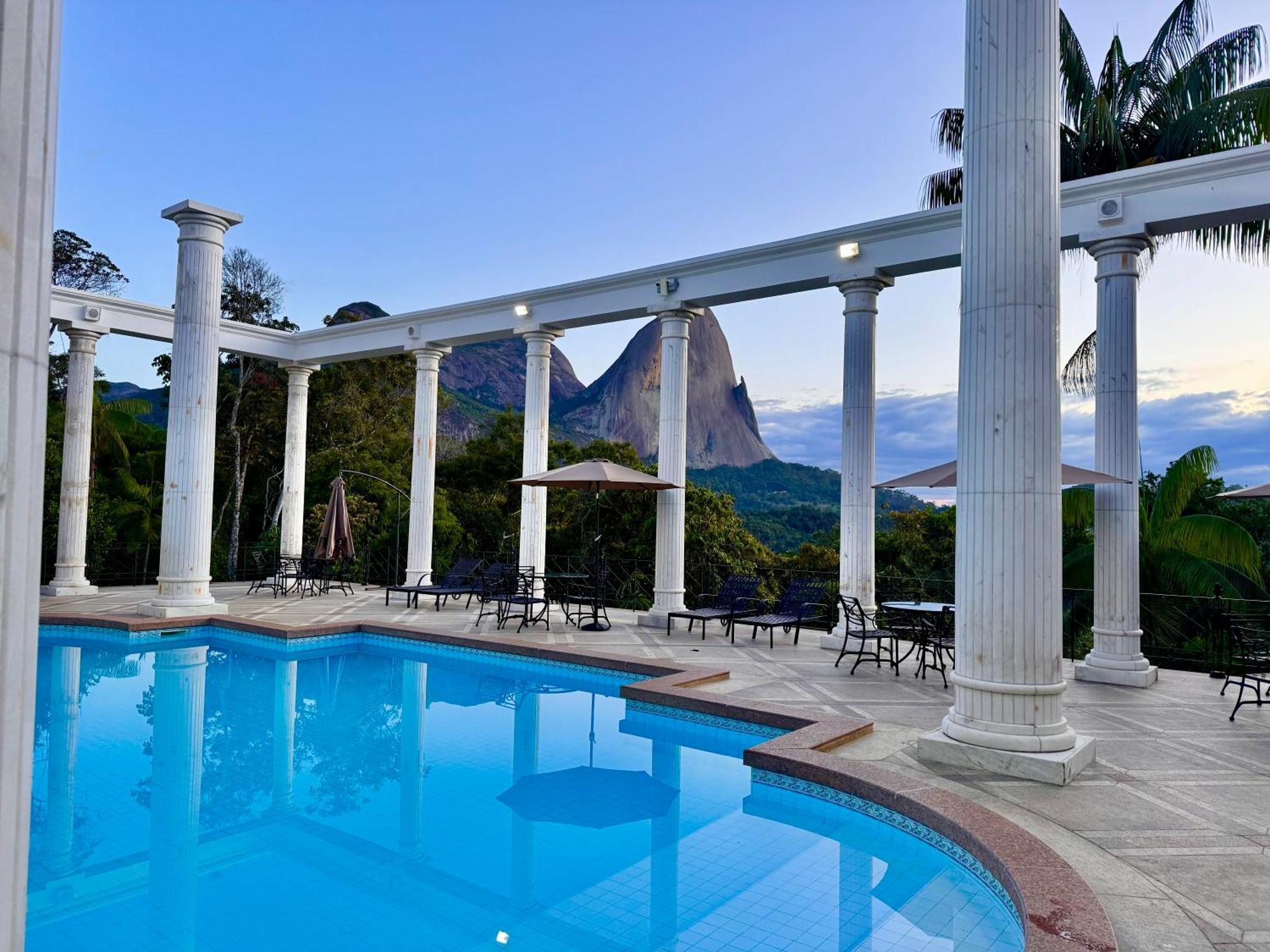 Aroso Paco Hotel بيدرا أزول المظهر الخارجي الصورة The hotel's pool