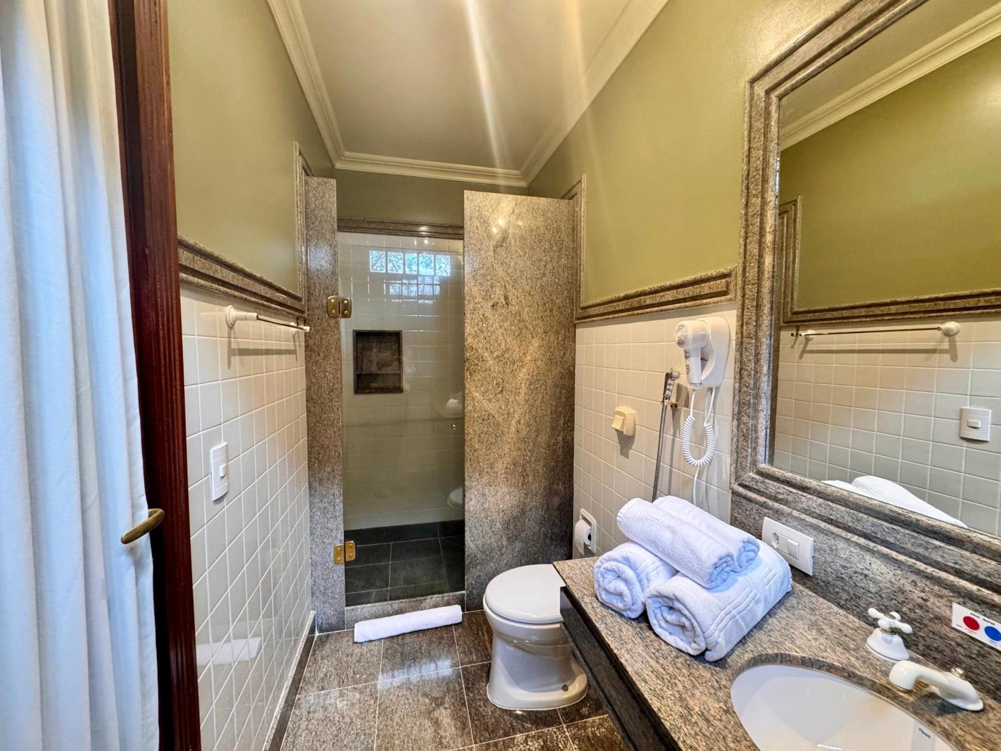 Aroso Paco Hotel بيدرا أزول المظهر الخارجي الصورة Bathroom